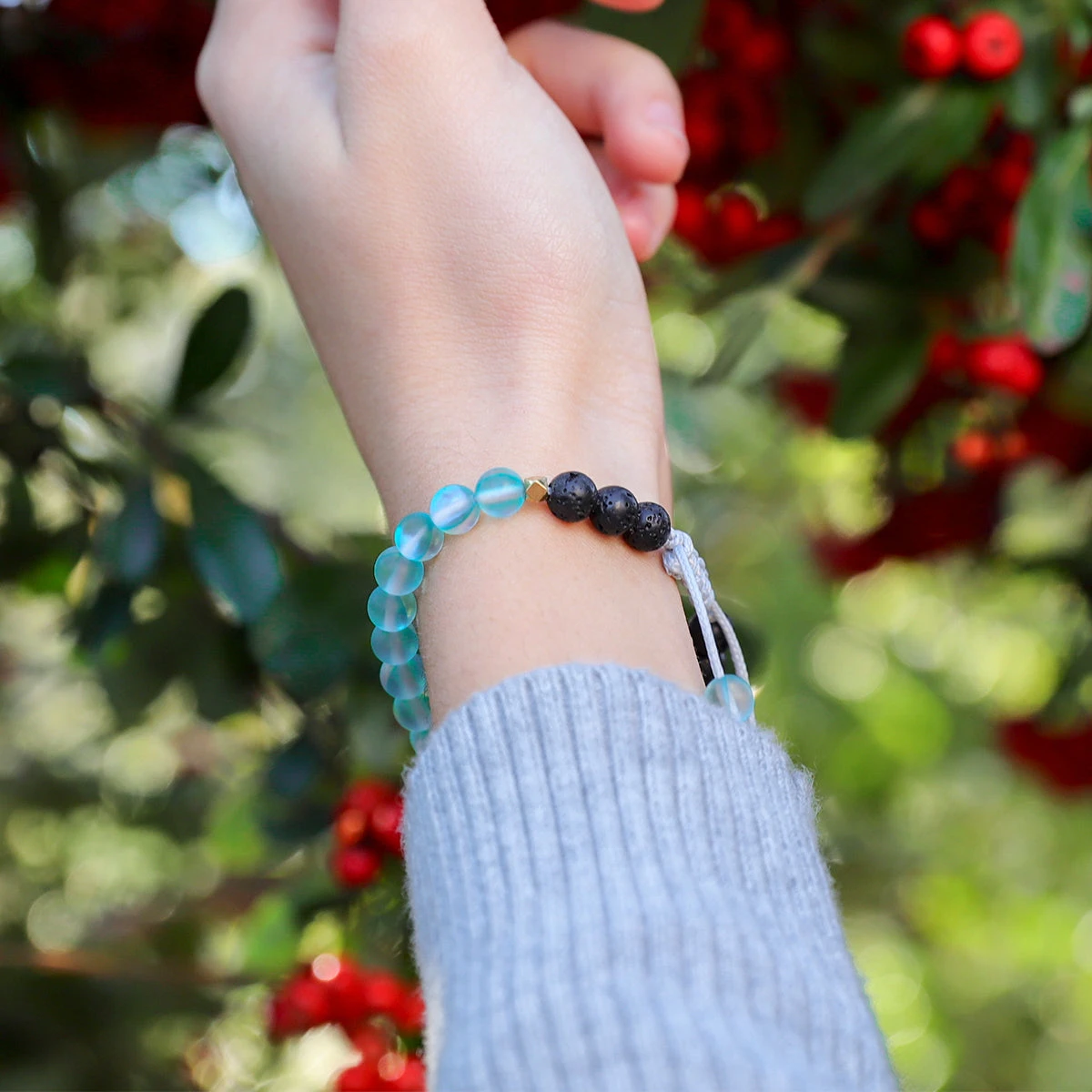 Kids Glow Glass Adjustable Bracelet (Blue) - Image 6