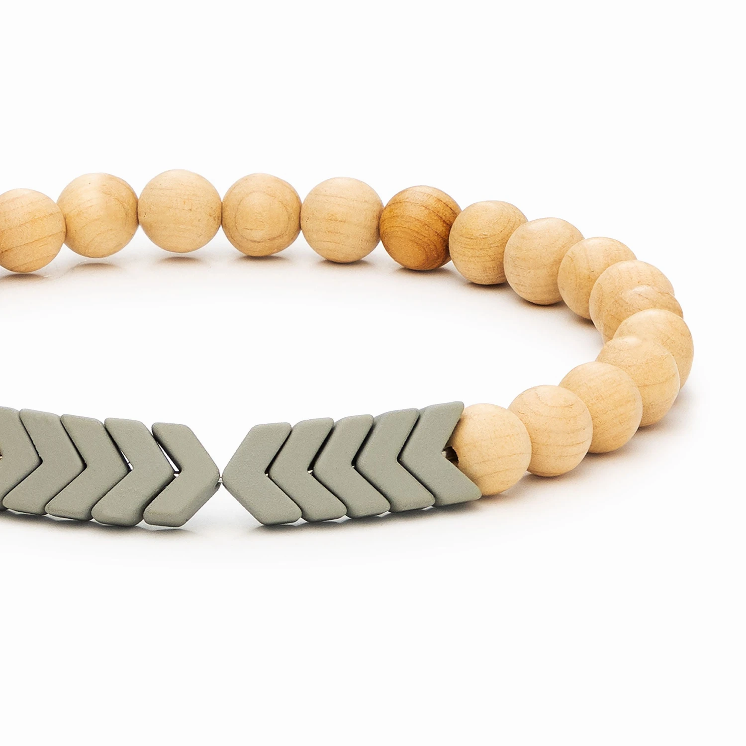 Sacred Arrow Wood Diffuser Bracelet - Image 15