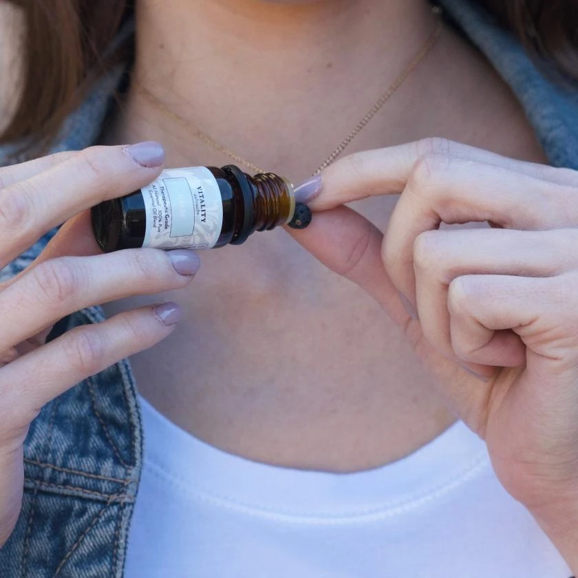 Grateful Diffuser Necklace - Image 6